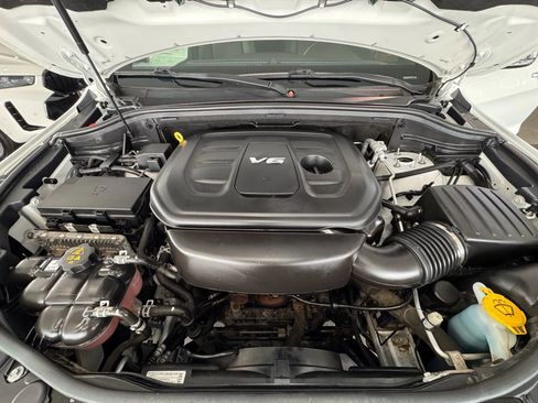 Used 2018 Jeep Grand Cherokee Limited image 39