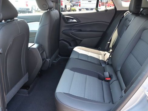 New 2026 Chevrolet Trax LT w/ LT Convenience Package FWD image 20