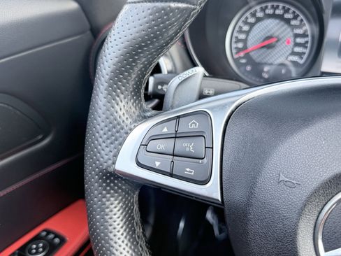 Used 2018 Mercedes-Benz AMG GT Roadster image 57