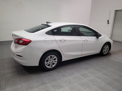 Used 2019 Chevrolet Cruze LS FWD image 10