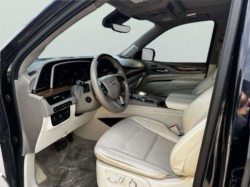 Used 2021 Cadillac Escalade Premium Luxury Platinum AWD/4WD image 23