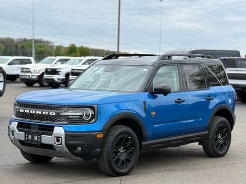 Certified 2025 Ford Bronco Sport Badlands AWD/4WD image 43
