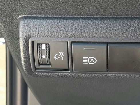 Used 2024 Toyota Corolla LE image 28