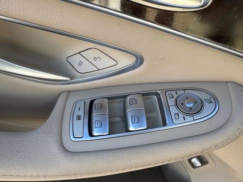 Used 2017 Mercedes-Benz C 300 C 300 Sedan 4D image 19