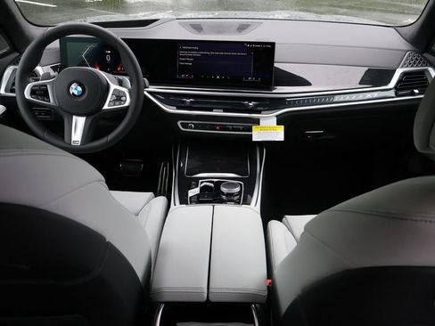 New 2027 BMW X7 xDrive40i w/ M Sport Package AWD/4WD image 5