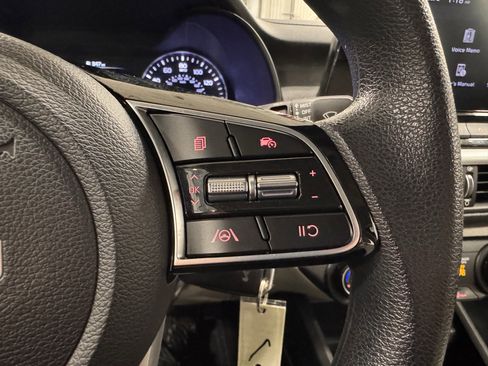 Certified 2023 Kia Forte LXS w/ LXS Technology Package image 14