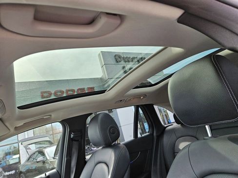 Used 2020 Mercedes-Benz GLC 300 4MATIC image 20
