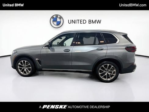 Used 2024 BMW X5 sDrive40i w/ Premium Package RWD image 8