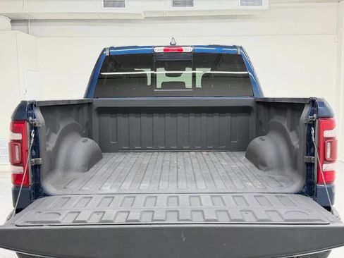 Used 2022 RAM 1500 Limited w/ Body-Colour Bumper Group AWD/4WD image 39