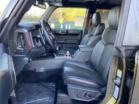 New 2025 Ford Bronco Raptor image 4