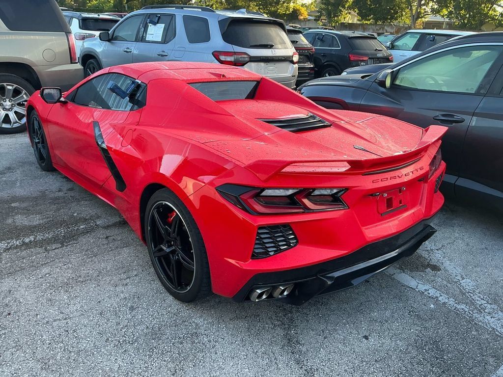 Used 2021 Chevrolet Corvette Stingray Convertible w/ Z51 Performance Package RWD image 3