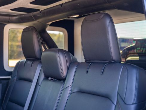 Used 2021 Jeep Wrangler Unlimited Rubicon image 26