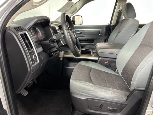 Used 2013 RAM 2500 SLT RWD image 27