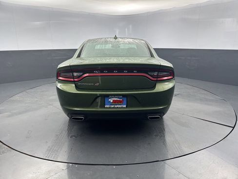 Used 2022 Dodge Charger SXT w/ Driver Convenience Group AWD/4WD image 4