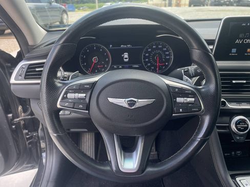 Used 2019 Genesis G70 2.0T Advanced RWD image 17