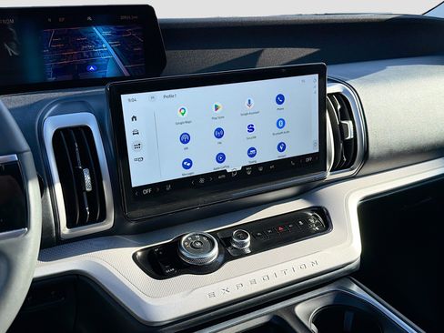 Used 2025 Ford Expedition Max Active image 30