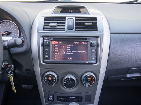 Used 2013 Toyota Corolla S FWD image 24