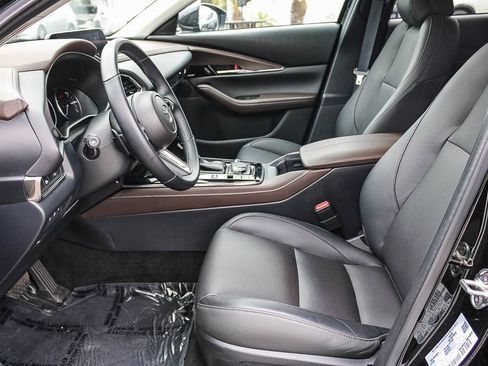 Used 2025 MAZDA CX-30 AWD 2.5 S w/ Premium Package image 17