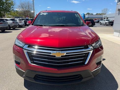 Certified 2023 Chevrolet Traverse LT FWD image 8