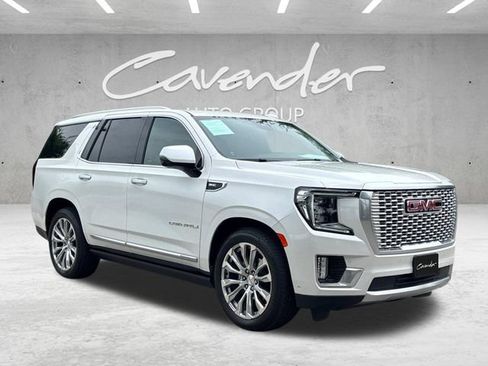 Used 2024 GMC Yukon Denali w/ Denali Reserve Package AWD/4WD image 2