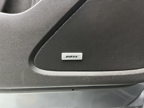 Used 2018 Chevrolet Equinox Premier image 10