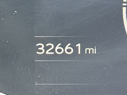 Used 2024 Toyota Prius LE image 21