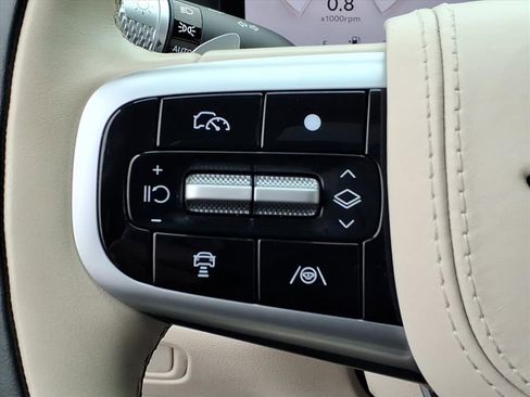 Used 2025 Genesis GV80 3.5T Prestige image 12