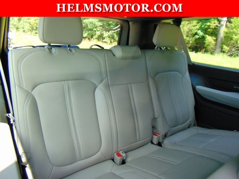 Certified 2025 Jeep Wagoneer L 4WD image 47