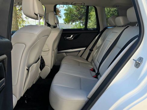 Used 2014 Mercedes-Benz GLK 350 2WD image 38
