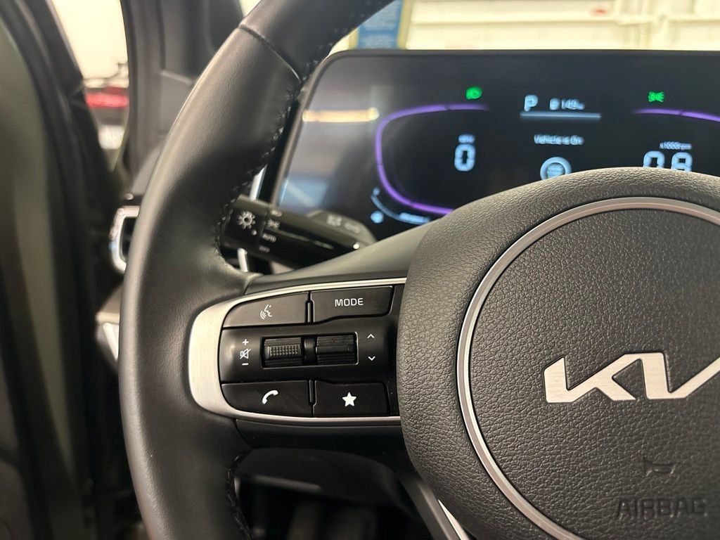 Certified 2025 Kia Sportage X-Line w/ Premium Package AWD/4WD image 23