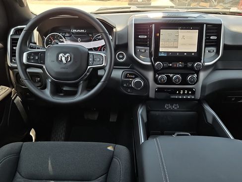 Used 2026 RAM 1500 Express AWD/4WD image 18