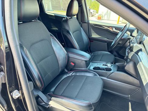 Used 2025 Ford Escape ST-Line AWD/4WD image 26