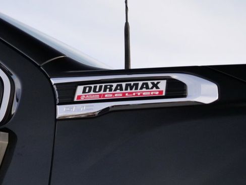 Used 2021 GMC Sierra 3500 Denali w/ Denali Ultimate Package image 7