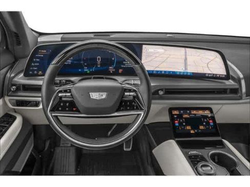 Used 2026 Cadillac Vistiq Luxury image 9