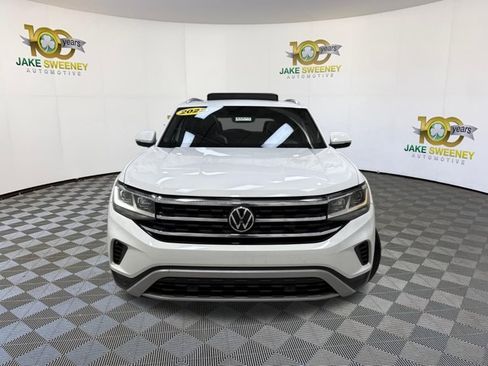 Used 2022 Volkswagen Atlas Cross Sport SE AWD/4WD image 3
