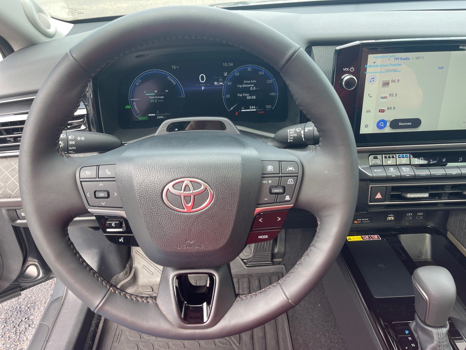 Used 2026 Toyota Camry XLE w/ Premium Plus Package FWD image 7