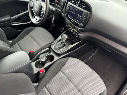 Used 2023 Kia Soul LX w/ Option Group 015 image 16