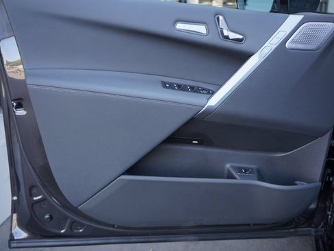 Used 2025 BMW iX M60 AWD/4WD image 9