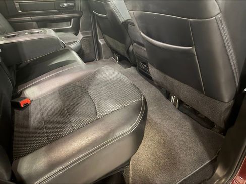 Used 2018 RAM 2500 Big Horn w/ Sport Appearance Group image 31