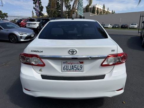 Used 2011 Toyota Corolla LE FWD image 3