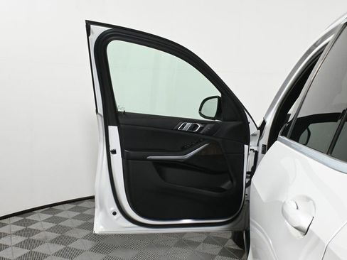 Used 2022 BMW X5 xDrive40i image 29