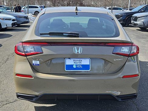 Used 2025 Honda Civic Sport image 5