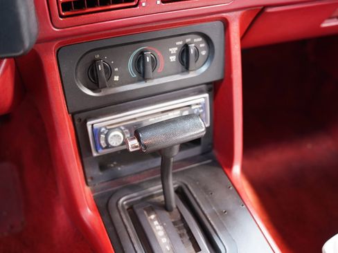 Used 1990 Ford Mustang GT image 37