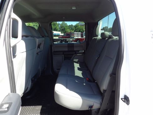 Used 2022 Ford F250 XL w/ Power Equipment Group AWD/4WD image 33