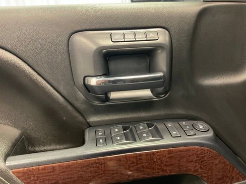 Used 2015 GMC Sierra 1500 SLT w/ SLT Crew Cab Value Package AWD/4WD image 12