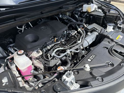 Certified 2022 Toyota Sienna LE FWD image 22