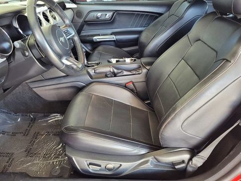 Used 2017 Ford Mustang Premium RWD image 17