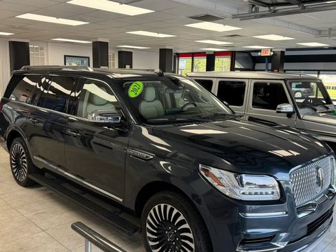 Used 2021 Lincoln Navigator L Black Label AWD/4WD image 7