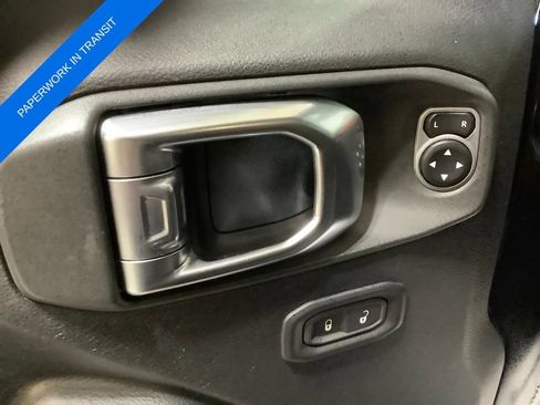 Certified 2019 Jeep Wrangler Unlimited Sport S AWD/4WD image 23