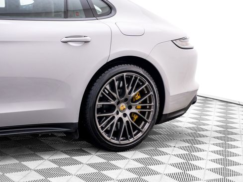 Used 2023 Porsche Panamera Turbo S w/ Assistance Package image 34